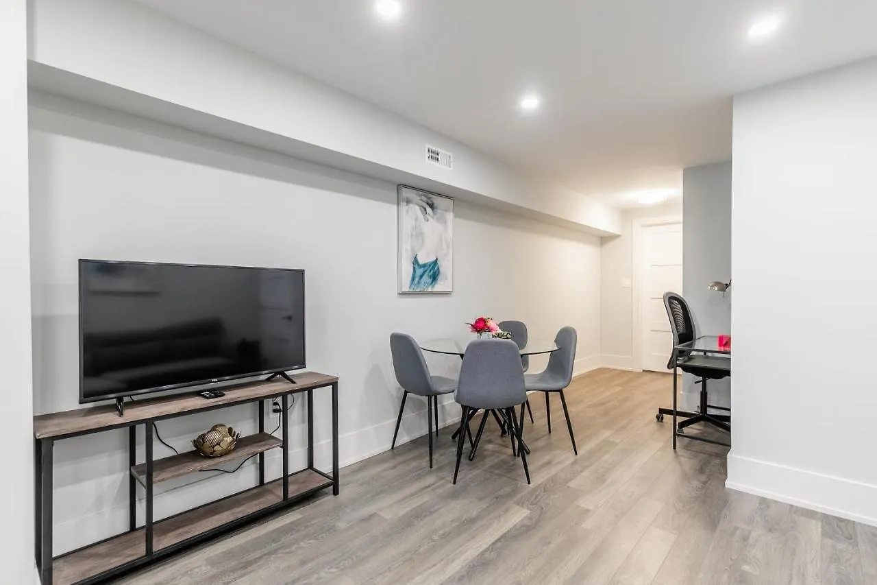 Apartment Fancy Downtown House With Hot Tub & Bbq By Globalstay Toronto