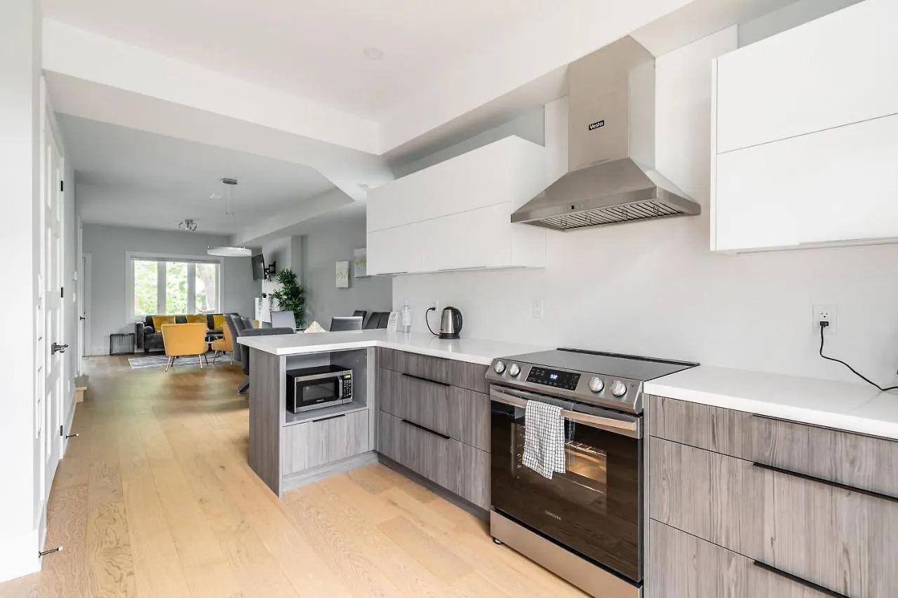 Apartament Fancy Downtown House With Hot Tub & Bbq By Globalstay Toronto Kanada