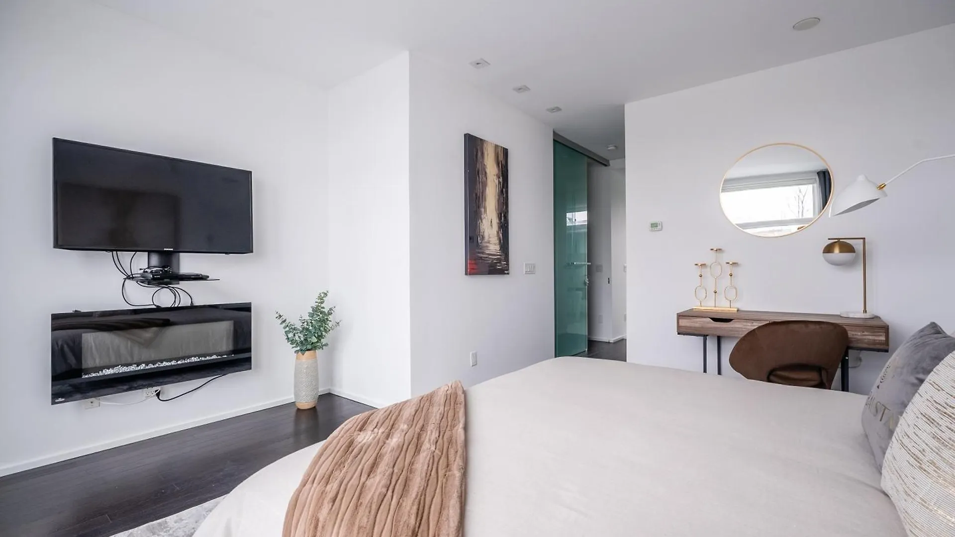 Apartment Fancy Downtown House With Hot Tub & Bbq By Globalstay Toronto Canada